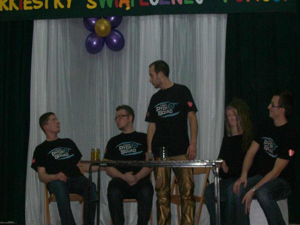 Kabaret Pyda Squad podczas swojego występu