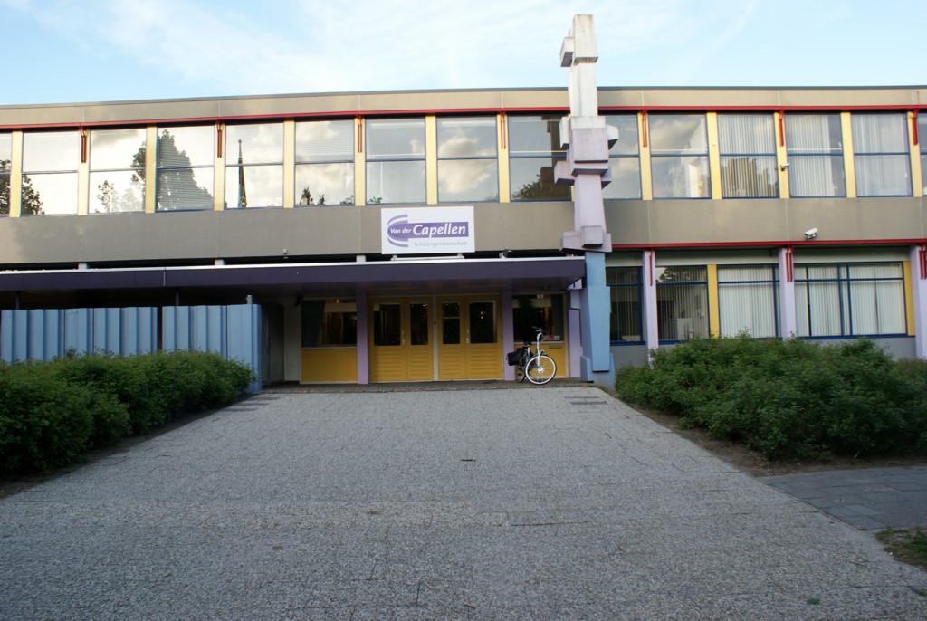 Budynek naszej partnerskiej szkoły Van der Capellen