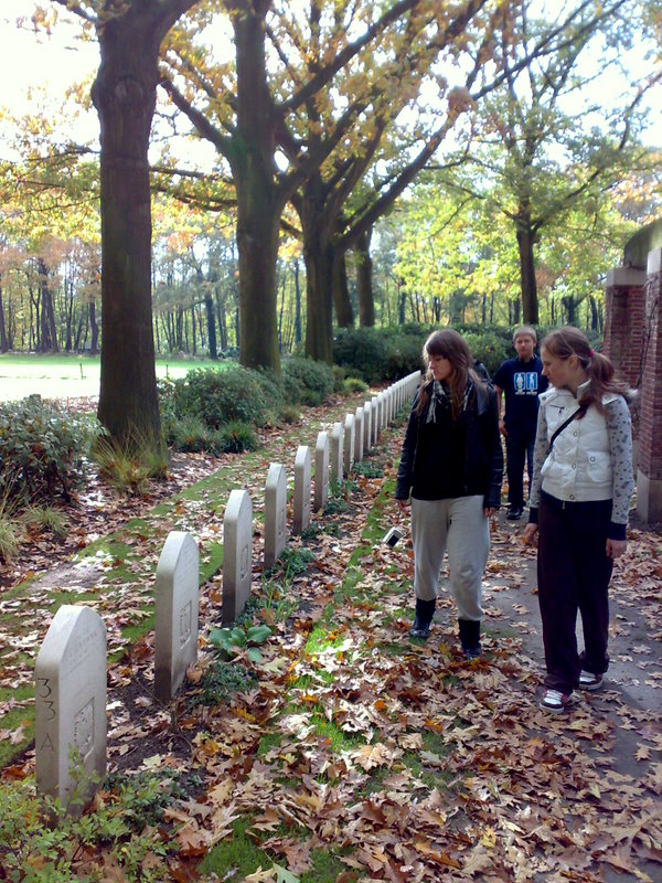 Na cmentarzu w Arnhem