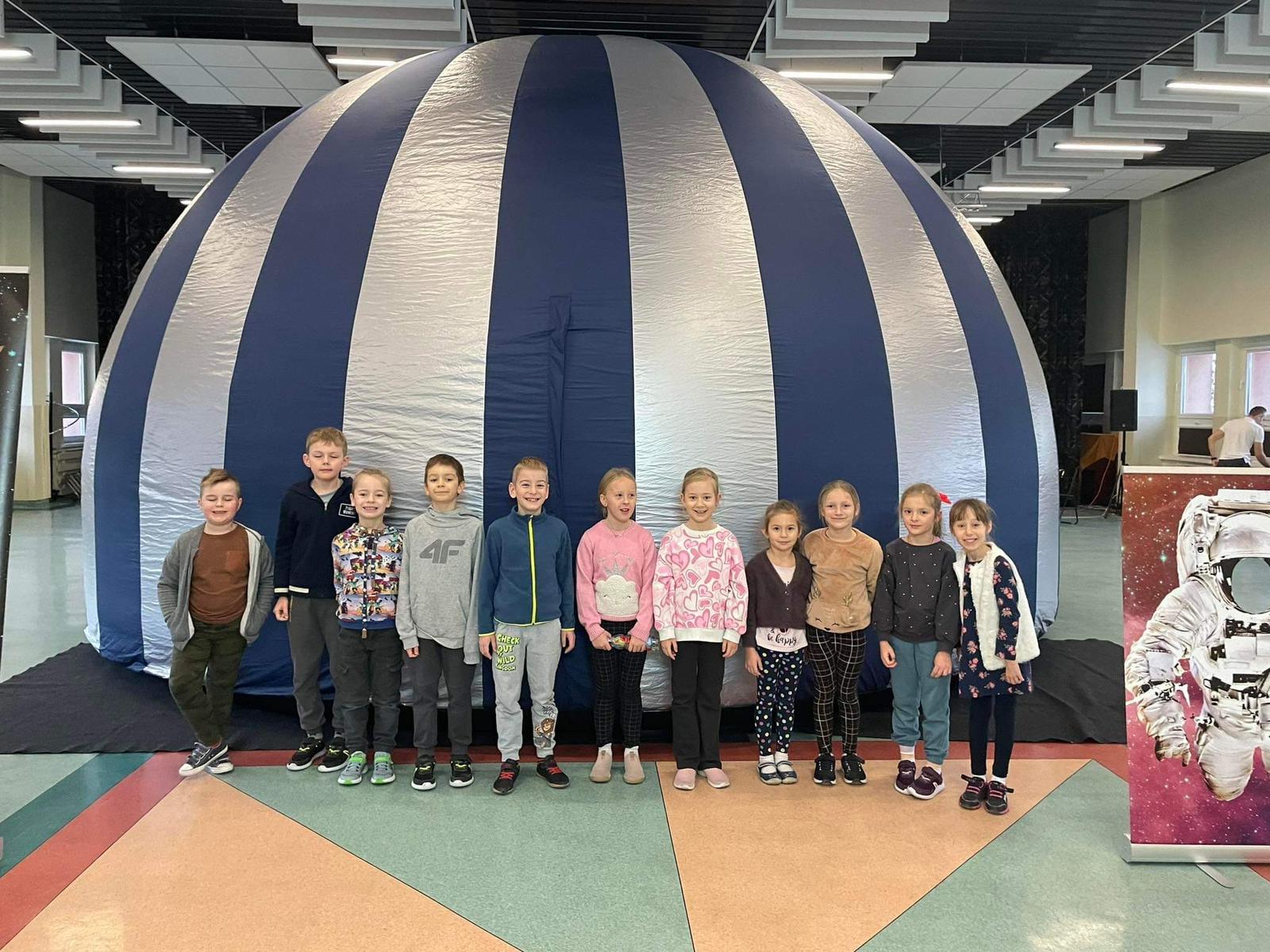 Mobilne Planetarium Orbitek w naszej szkole