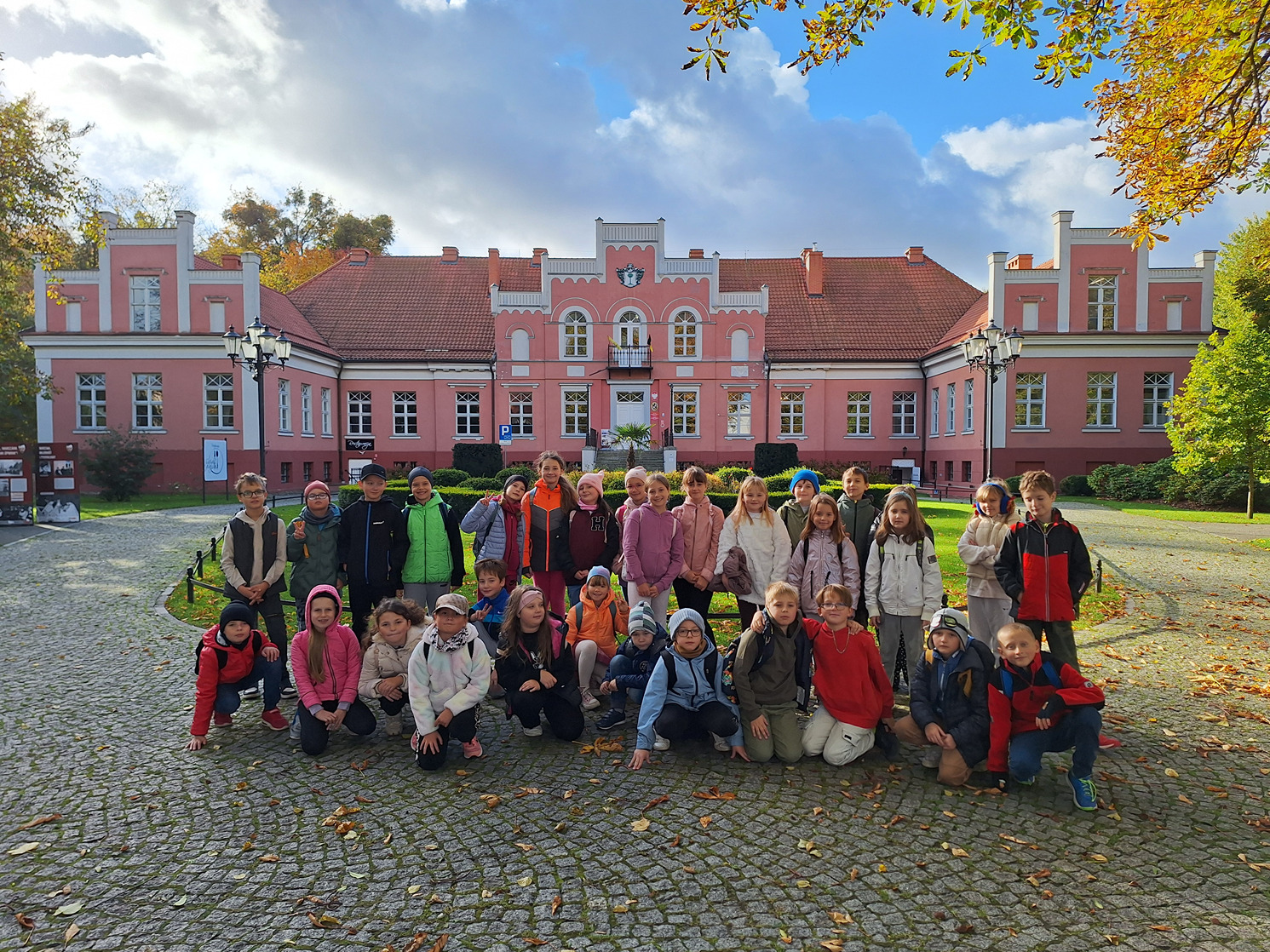 Uczniowie klasy 3b i 3c na warsztatach i lekcji muzealnej w wejherowskim muzeum.