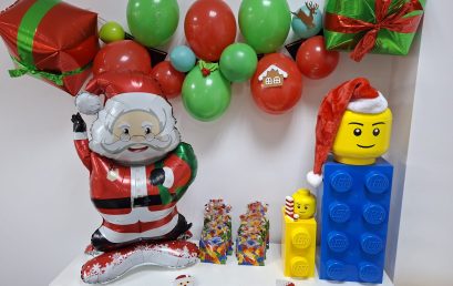 Uczniowie z klasy 2e, na warsztatach z LEGO® robotyki.