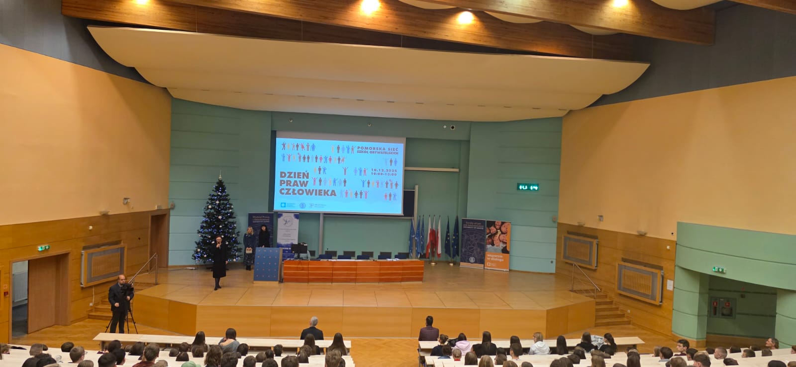 Dzień Praw Człowieka 10 grudnia Dzień Praw Człowieka 10 grudnia