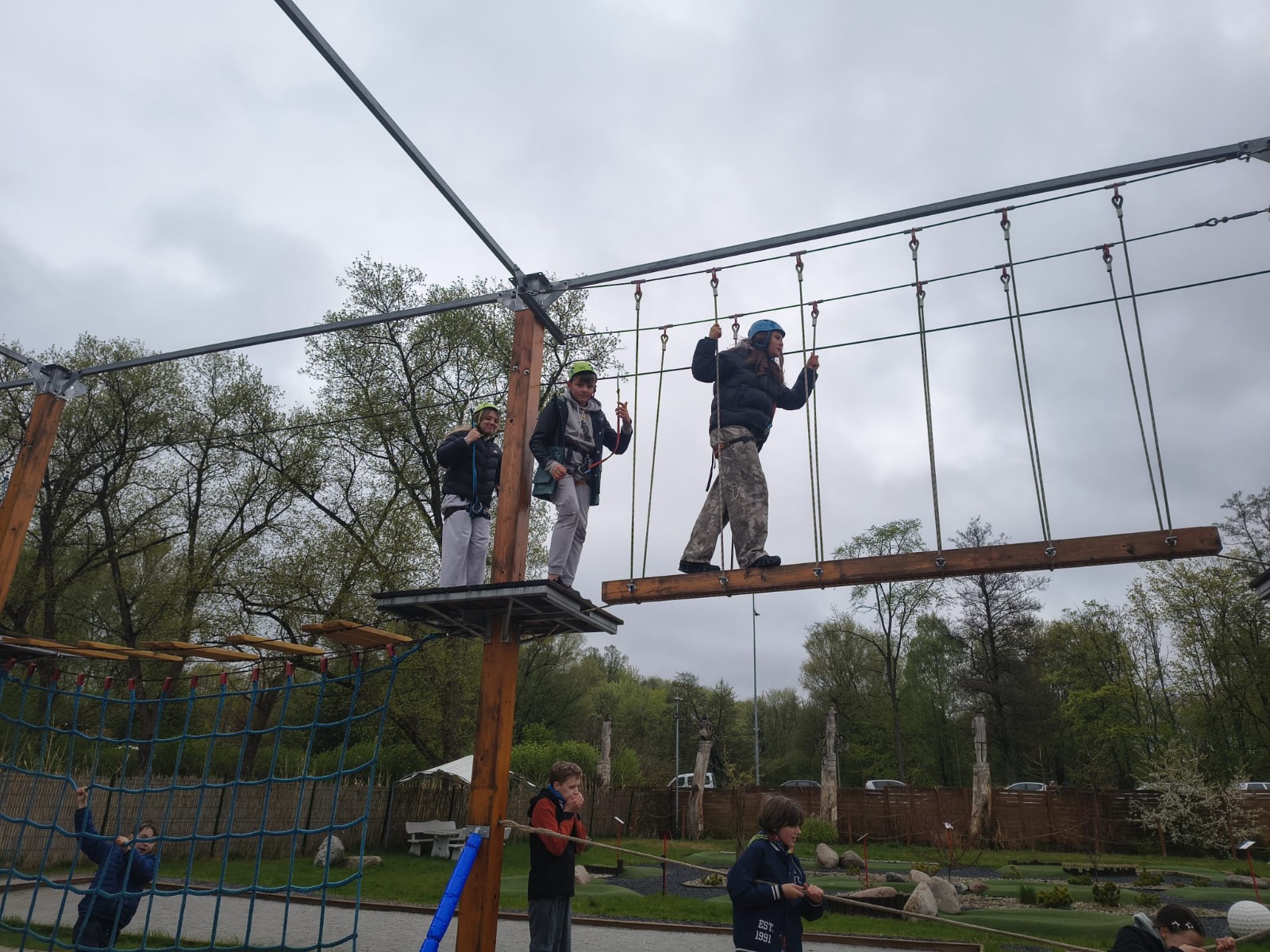 Uczniowie języka kaszubskiego z wizytą w Costerina Park w Kościerzynie
